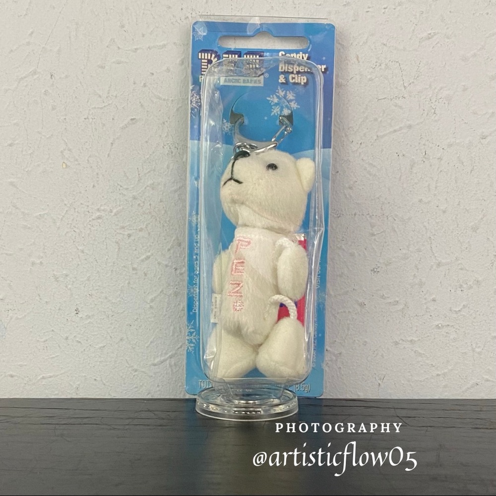 NEW! RETIRED! 2006 PEZ Polar Bear Arctic Baby - Picture 3 of 6